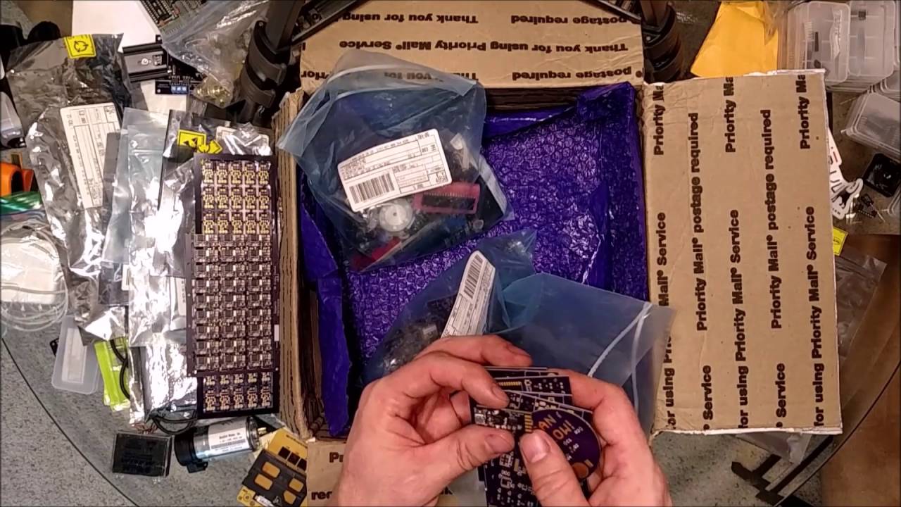 Hackaday Traveling Hacker Box - YouTube