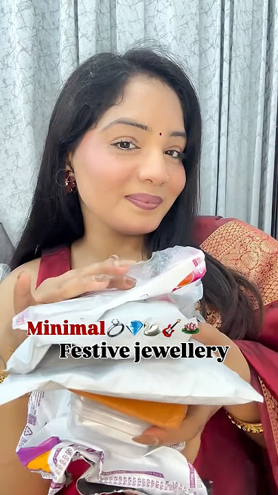 Minimal jewellery for this festibe season from meesho #jewellerydesign #meeshohaul #shwetaaggarwal