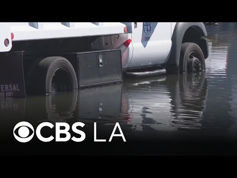 Huntington Beach residents and businesses flooded by powerful king tides