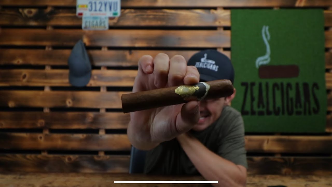 Gran Habano Black Dahlia Cigar Review: Surprising Flavors from My Least Favorite Tobaccos!