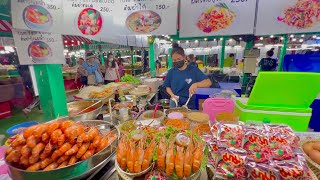 Street Food in Bangkok - Thai Street Food, Thai Food, Central World Square Food Market