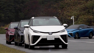 Toyota Mirai (Driving, Refueling and Interior Footage)