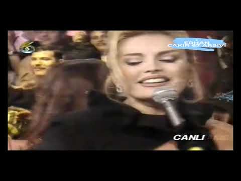 Ajda Pekkan - SARIL BANA ( Kanal 6 1994 Yılbaşı )