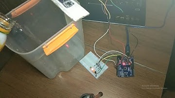 Pendeteksi Siaga Banjir Sederhana Berbasis Arduino. Hasil Kreativitas Mahasiswa PTIK UNM.