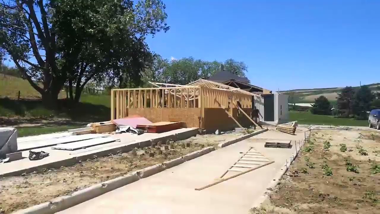 Building the Seminary Classroom (2019?) -Time Lapse