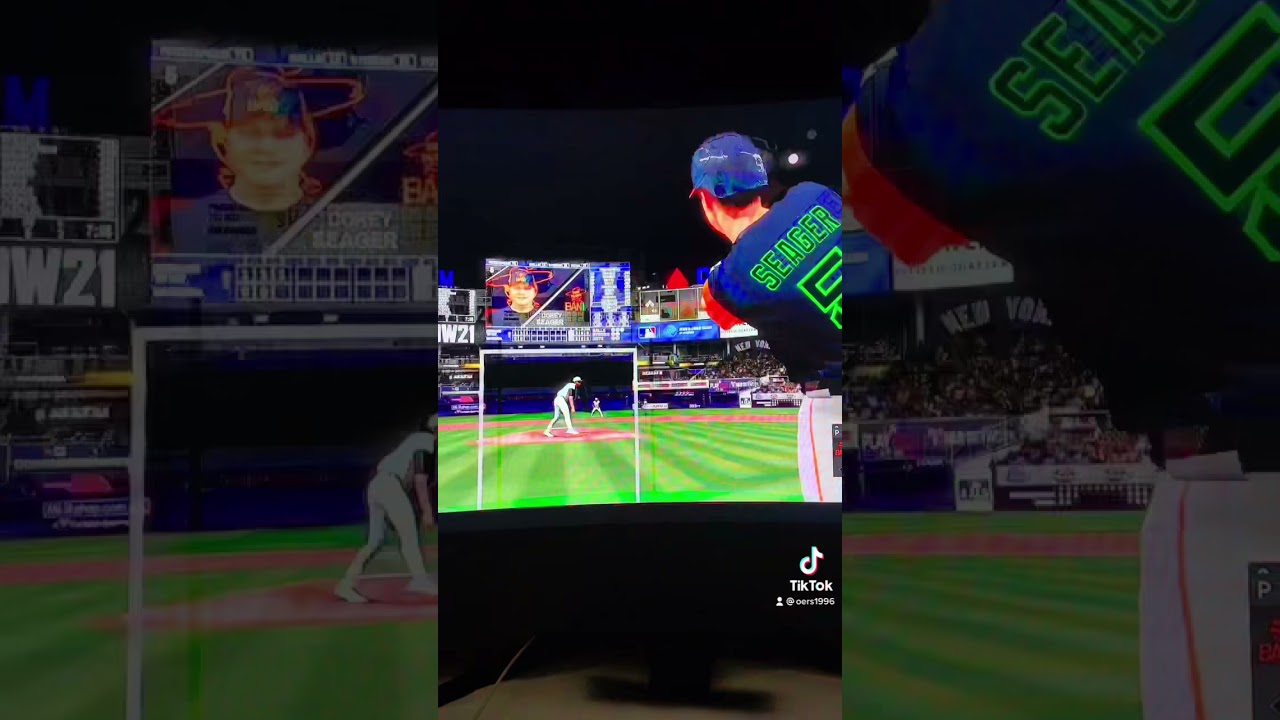 THIRD FLOOR FOR COREY SEAGER 🐐⚾️ 