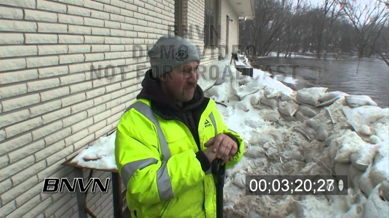 3/26/2009 Moorhead, MN Flooding - Part 2 Stock Video