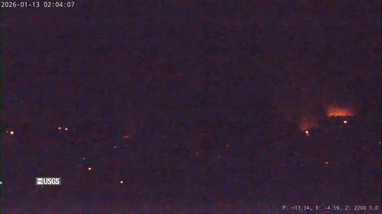 WATCH LIVE: Hawaii's Kilauea Volcano spews lava into the night sky
