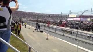 Nascar at dover 2013 race start.