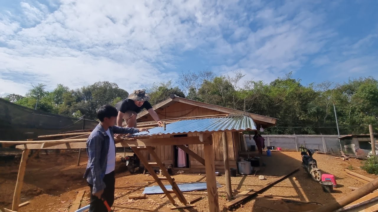 Hnub no vov kwv nplooj lub tsev lawm os