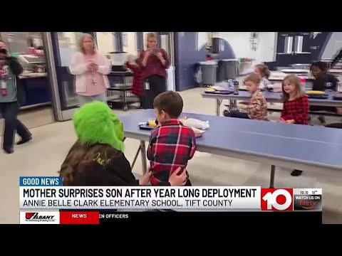 Annie Belle Clark Elementary School student receives holiday surprise from mom during lunch