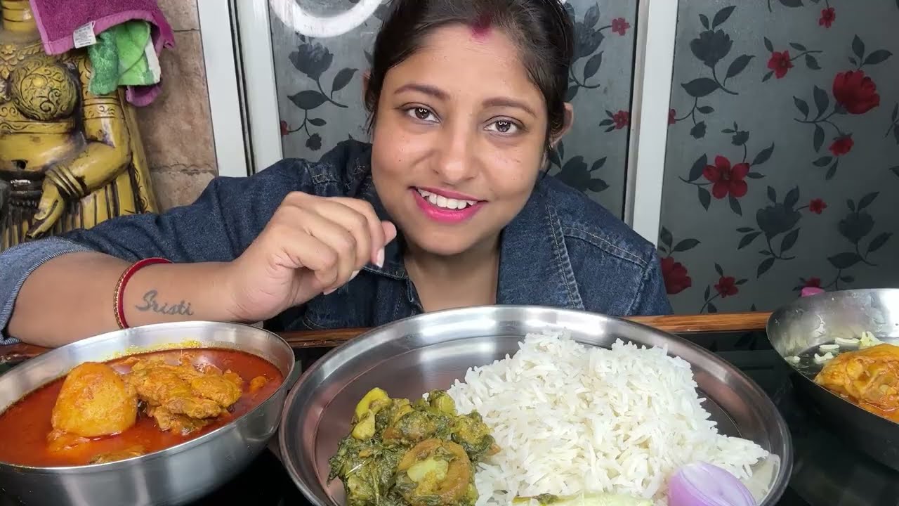 Eating Show - Basmati Rice, Spicy Chicken Er Lal Jhol, Palang Saak er Ghonto | Bengali Mukbang