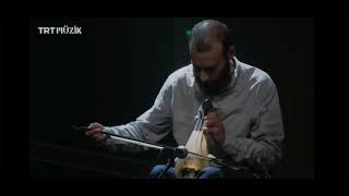 Cengiz Özkan - Bahçede Yeşil Çınar [TRT Müzik - Uzun İnce Bir Yol Programı]