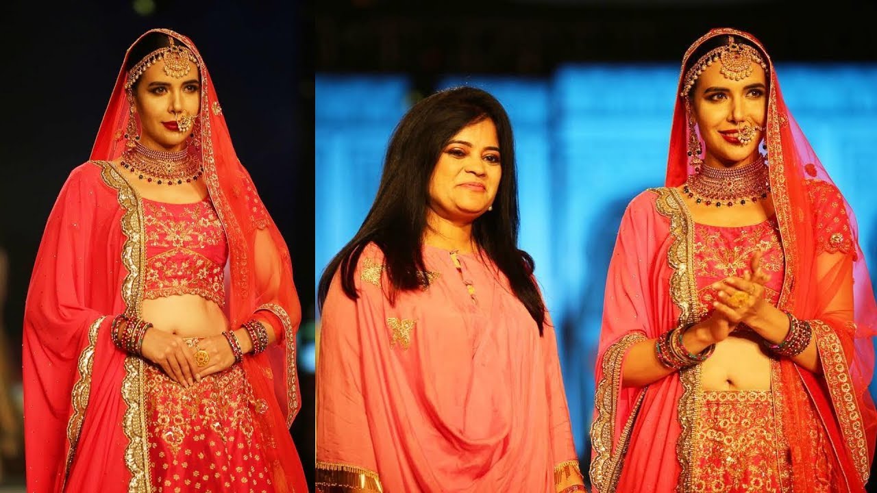 Ava Safai looks ethereal in an Indralokk creation at BGTFW 2018