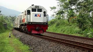 Ka134 Meet Joglosemarkerto Train At Railroad Bends Java Railfanning