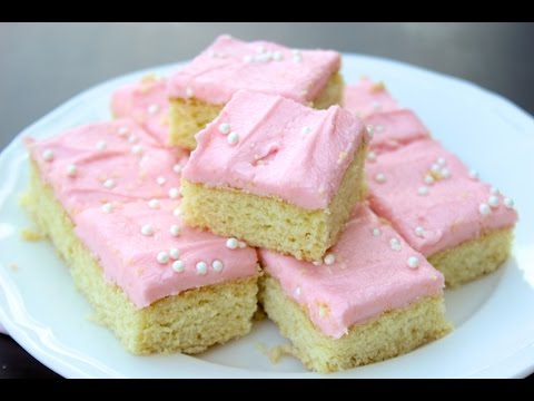 HOW TO MAKE SUGAR COOKIE BARS WITH BUTTERCREAM FROSTING