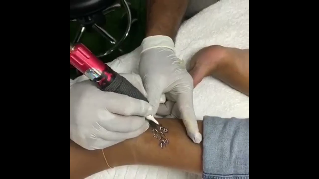 Covering Scars and Stretch Marks with Tattoos: A Women's Guide