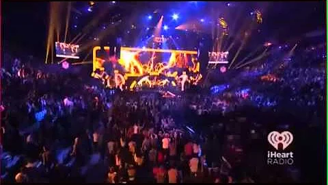 Keyshia Cole ft. Lil Wayne Perform Enough of No Love at the iHeartRadio Festival