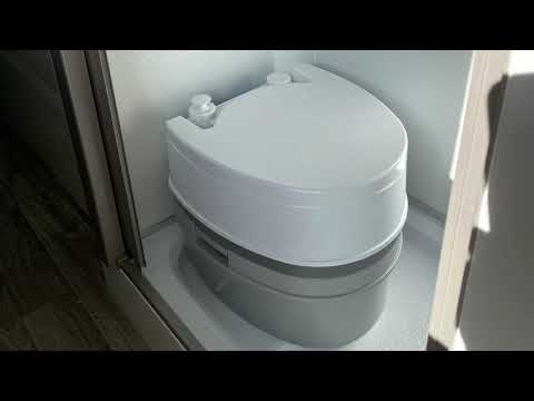Camco 41544 5.3 Gallon Premium Travel Toilet Demonstration