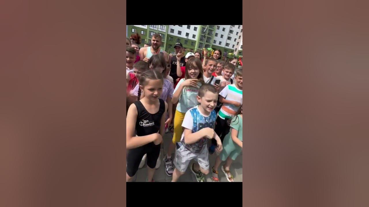 Блогериииииии і артисти " БРАВО плюс " 🥰 - YouTube