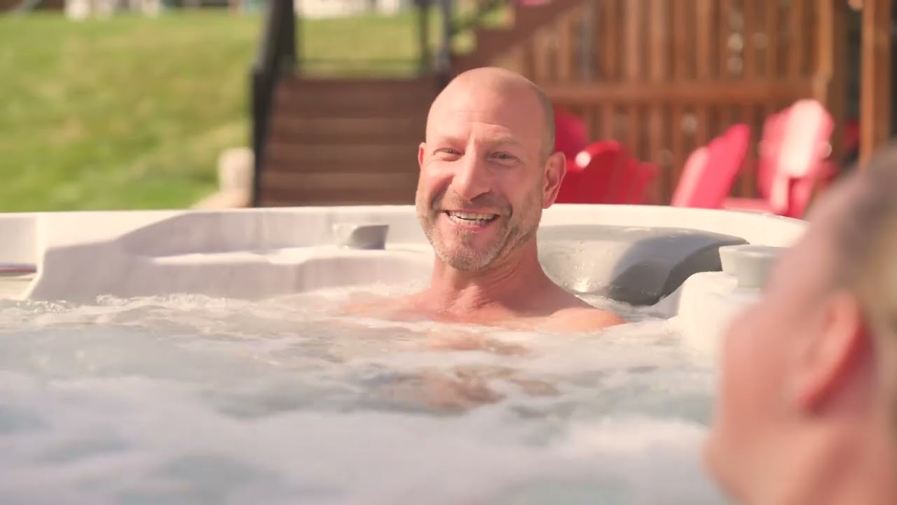 Cameo™ 880 Series by Sundance® Spas | Snow Valley Spas