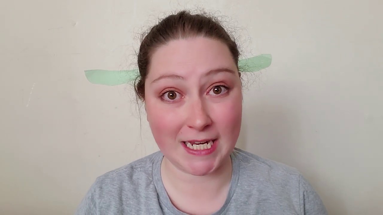 Shrek in the Swamp Karaoke Dance Party