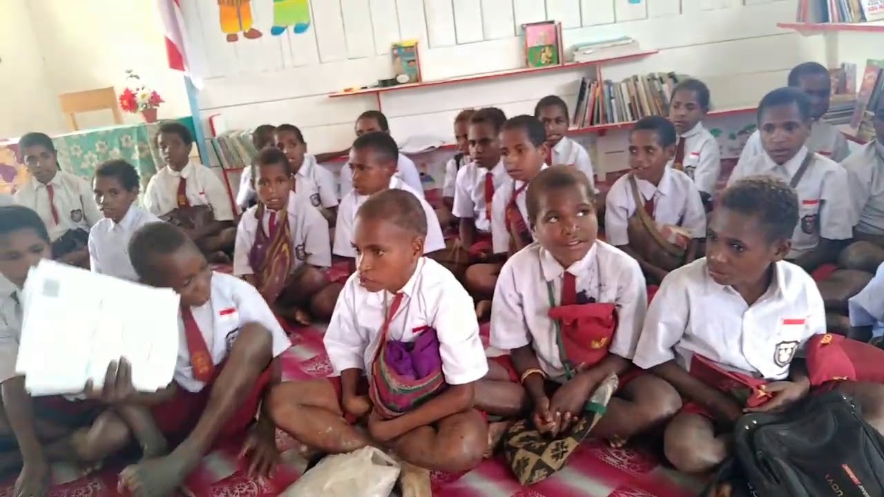 Pendidikan papua - YouTube