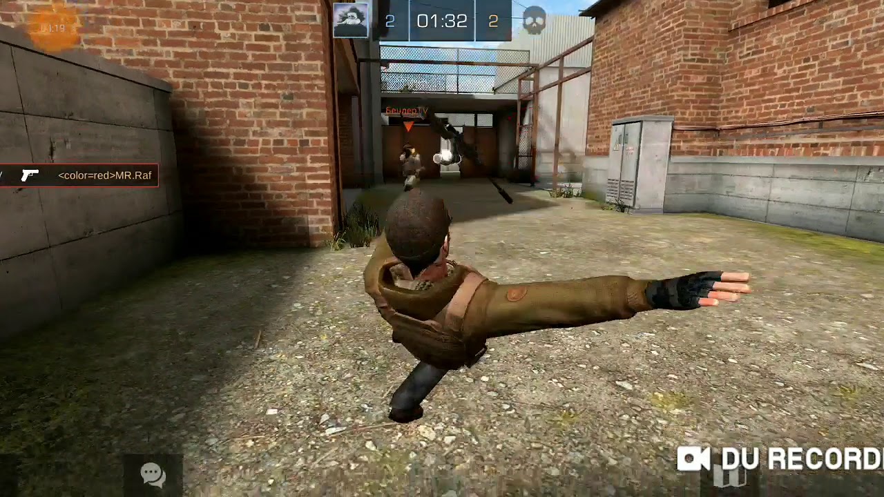 кирпичи в тебя летит струя мочи