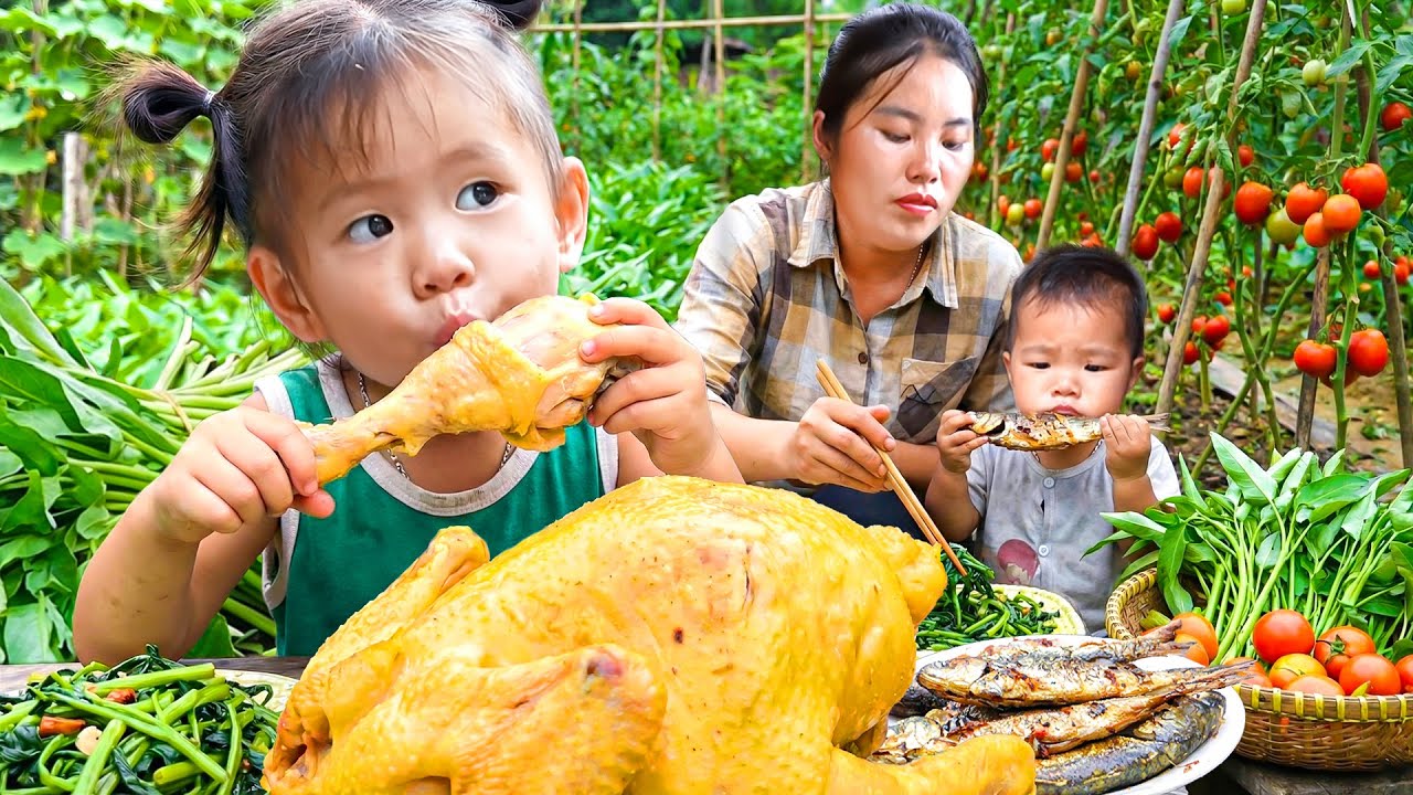 Harvesting Vegetables with My Kids–Selling at the Market and Cooking Whole Boiled Chicken for Lunch