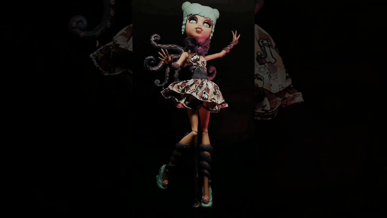 🔴 Unpacking Monster High doll Inner Monster fashion pack Scared Silly 