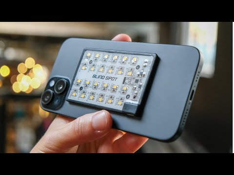 LumiCard is an affordable wireless pocket light for your phone