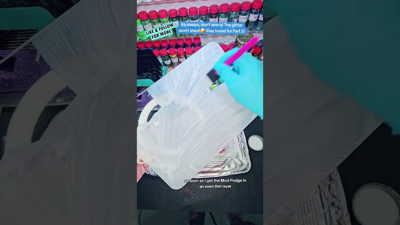 Create Glitter Clipboards with DIY Mod Podge Magic! 