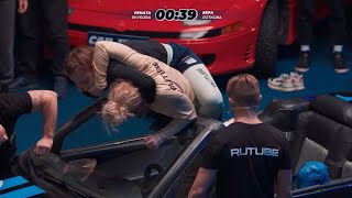 Girls Fighting Jiu Jitsu In A Car | CarJitsu Ladies