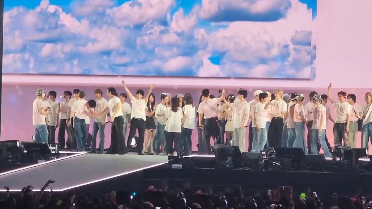 SMTown Fukuoka Day 2 Ending Aespa, Riize, Hearts2Hearts, NCT, EXO
