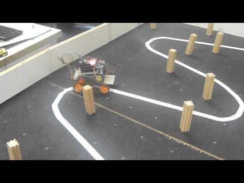 Autonomous mini-tank -Line following test! slow but consistent