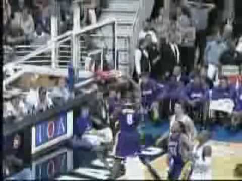 Kobe Dunks On Dwight Howard