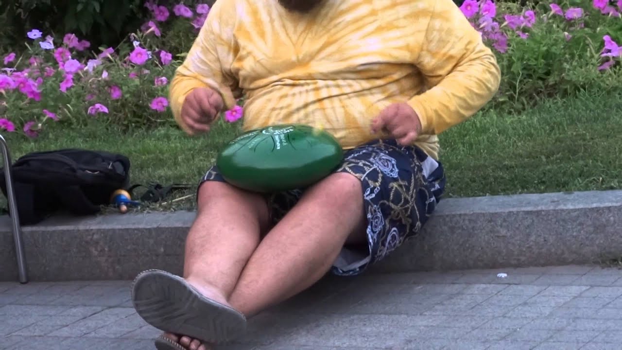 Дрим Драм. Колокольный трип. Уличный музыкант