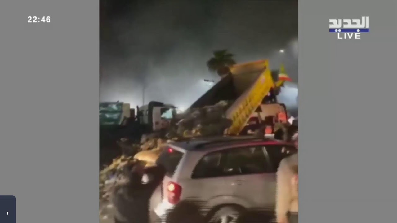 توترات على طريق المطار وقطع طرقات في بيروت