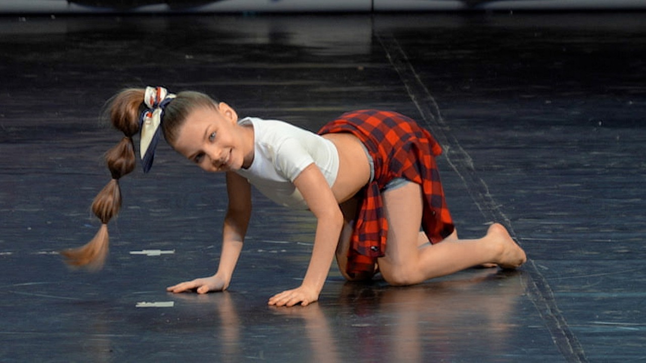 "На чай". Эстрадный танец. 9 лет.