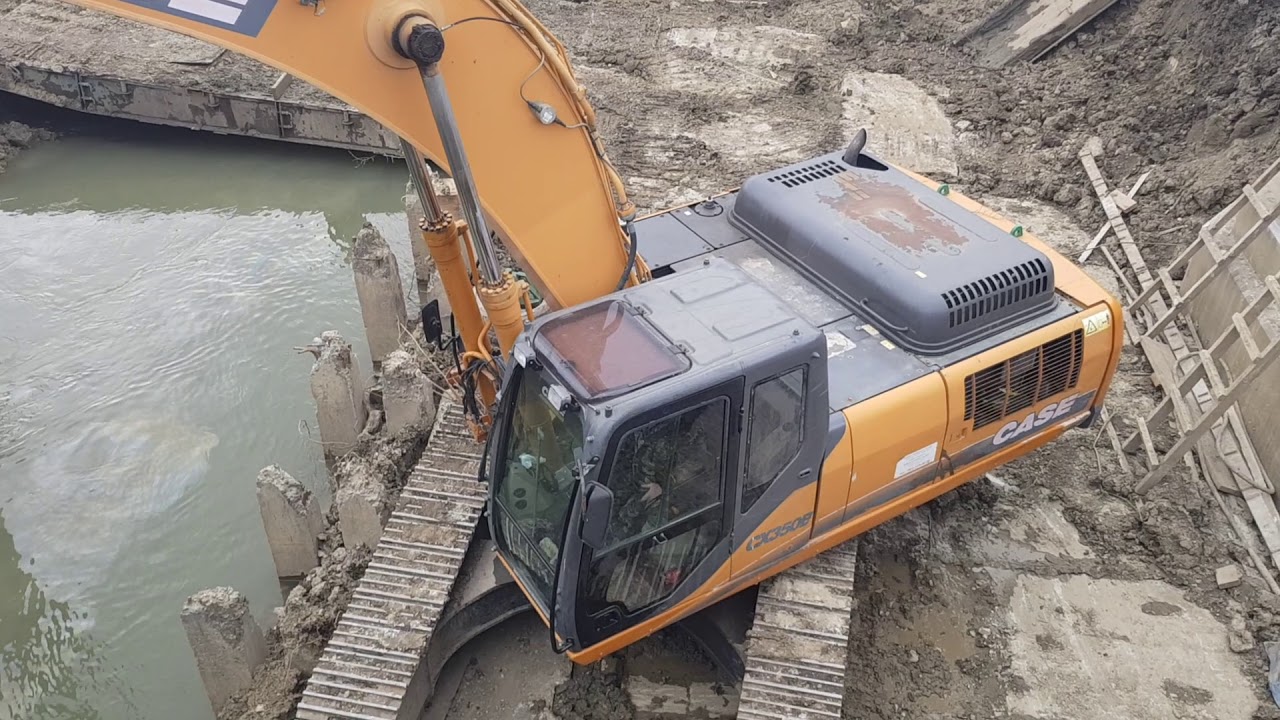 Монтаж шпунта Ларсена Л5 УМ - YouTube