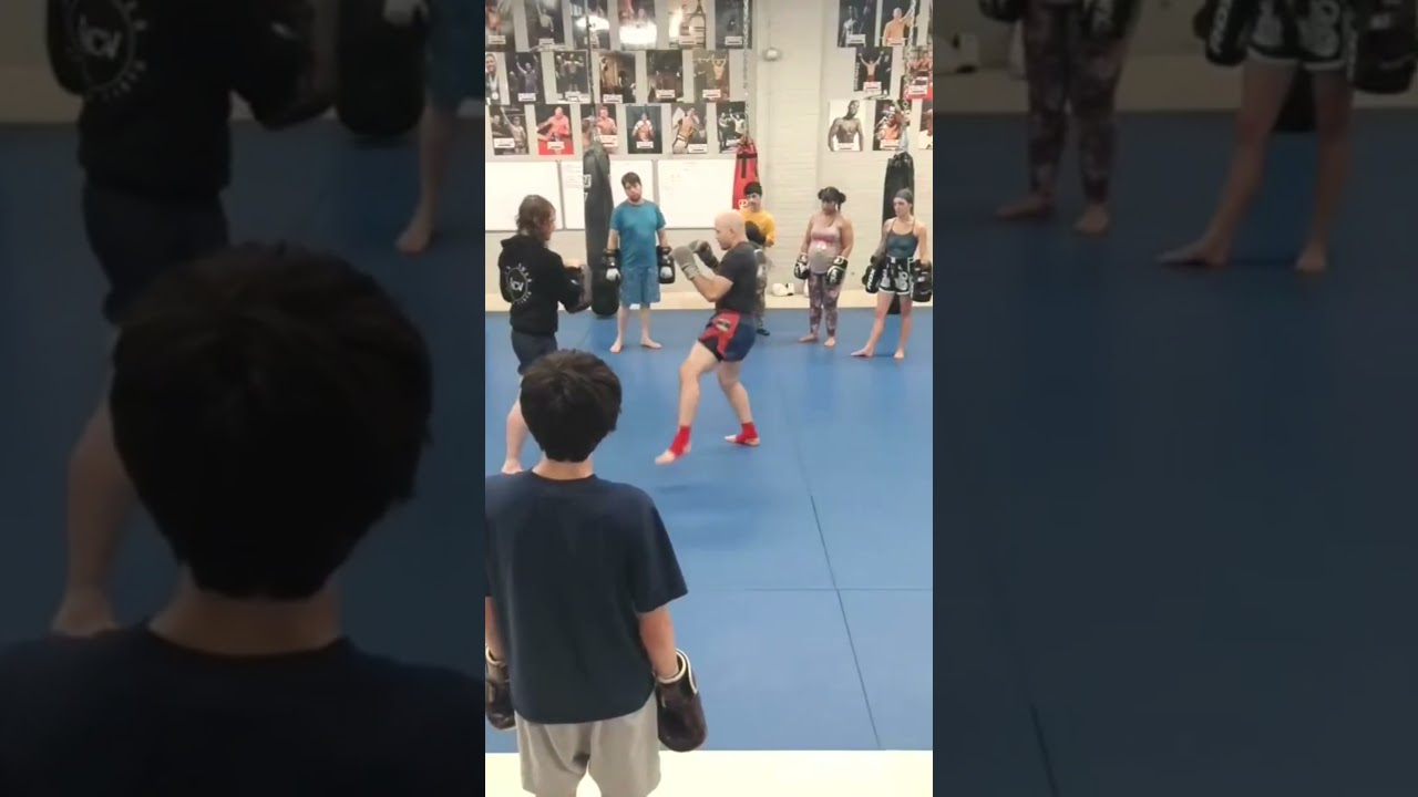 Why this simple trick works every time #MuayFemur #FightIQ