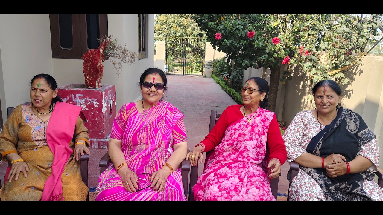 Holi special Vlog 2-Gaon ki mahila holi aur papa ne banai special chatni ll Mr & Mrs Pandey Vlogs ll