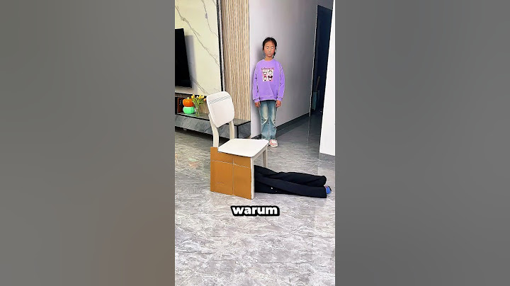 Unter dem Stuhl verschwunden! 😱