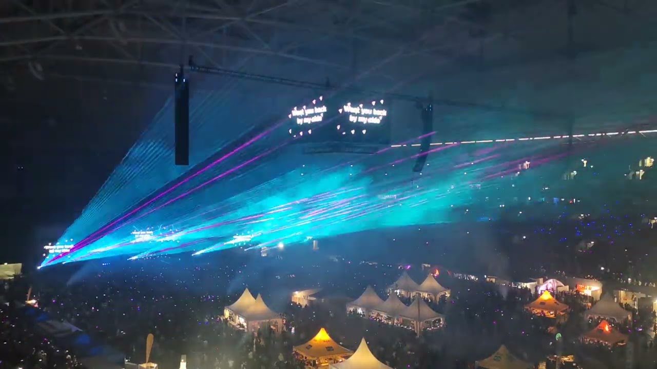 Lasershow 90er Party auf Schalke - 2022 !