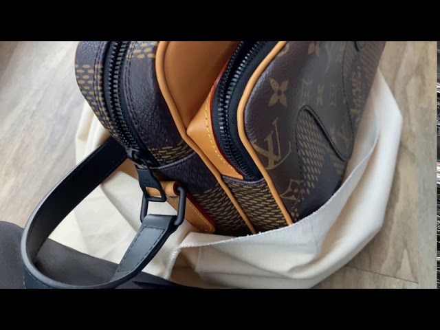 Louis Vuitton LV2 Nigo Damier Geant Wave Monogram Drip Nil Nile Messenger  Leather ref.293714 - Joli Closet