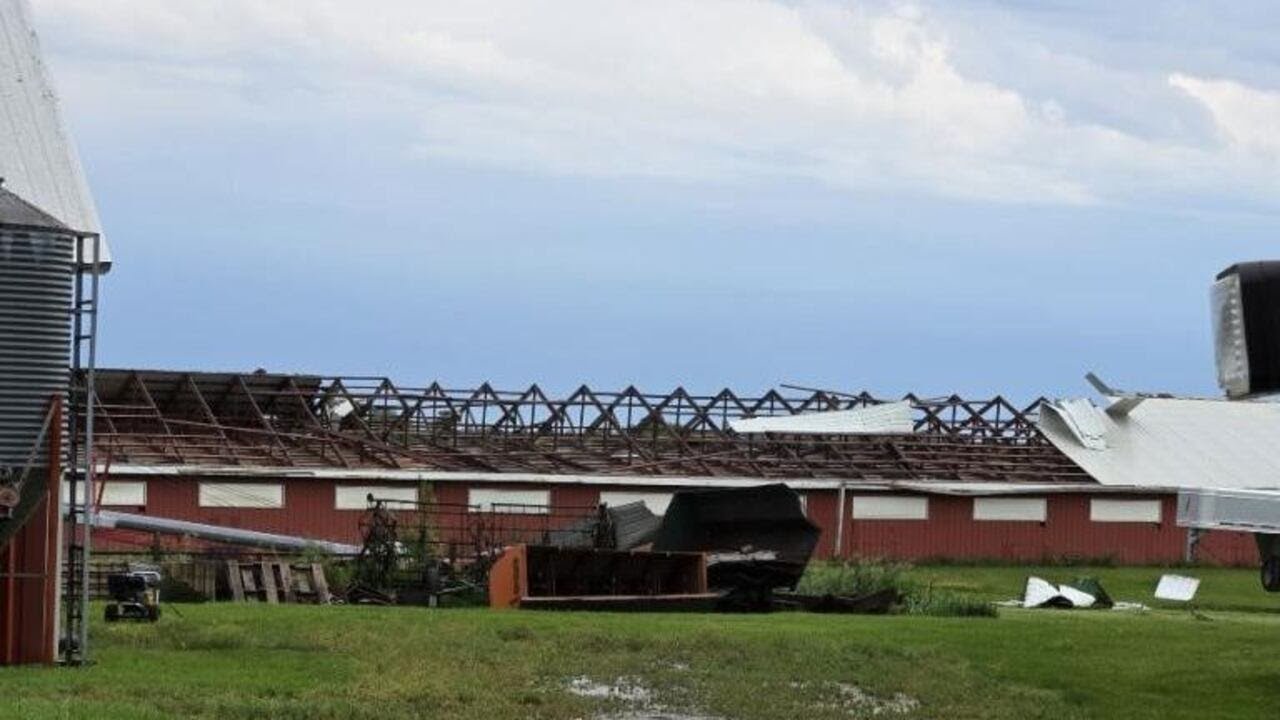 Damage left in Johnson County after Friday morning storms - YouTube