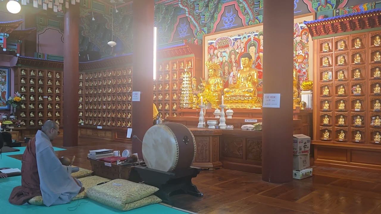 병오년2월27일사시기도.충주화암사혜원스님.각 가정의 화목.건강.사업번창.소원성취발원합니다.