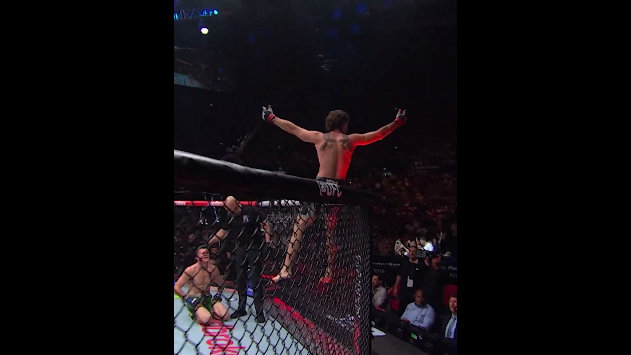 Salkilld gets the submission W! #ufcvegas120