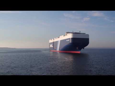 First NeoPanamax Ship Arrives in Rhode Island