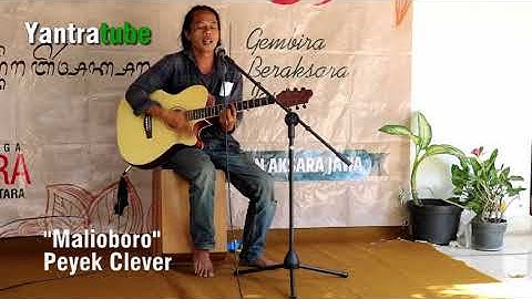"Malioboro" Peyek Clever